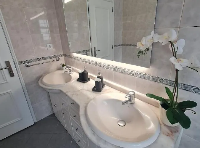 Villa Paradise - Spacious Family *