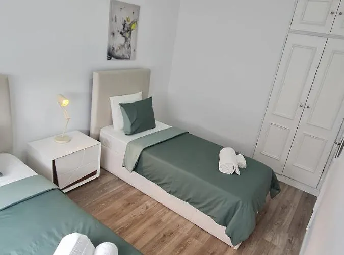 Paradise - Spacious Family Villa *