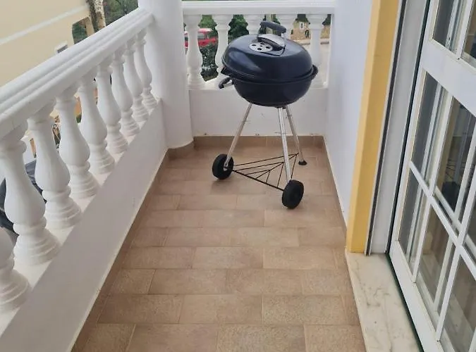 Paradise - Spacious Family Villa *