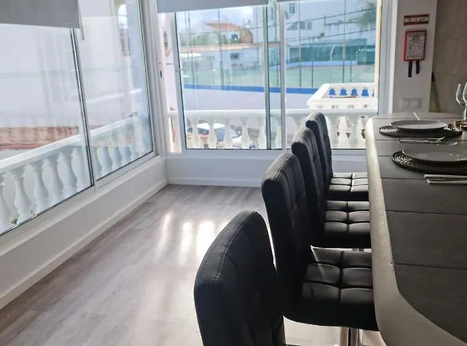 Paradise - Spacious Family Villa *