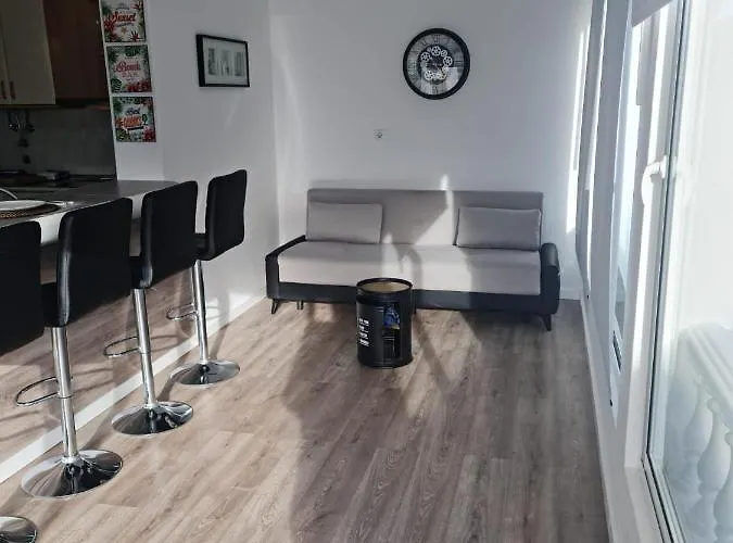 Villa Paradise - Spacious Family