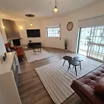 Villa Paradise - Spacious Family